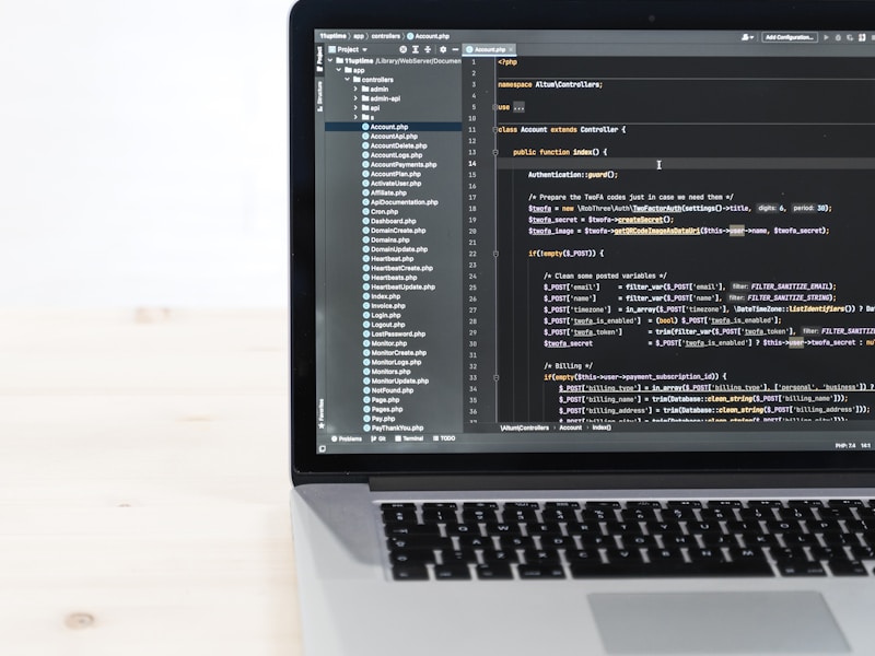 للبيع سيارة جينيسيس G80 موديل 2010 بحالة ممتازة